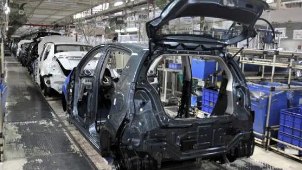 No Holiday Even on Sunday Maruti Plans 7Day Car Production Huge Production to Meet Demand