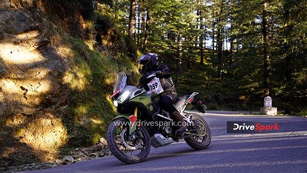 TVS Apache RTX Review Riding Impressions Specifications And All Features