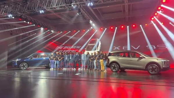 Mahindra XEV 9S Launched 7-Seater Electric SUV Starts at Rs 19 95 Lakh Challenges Rivals