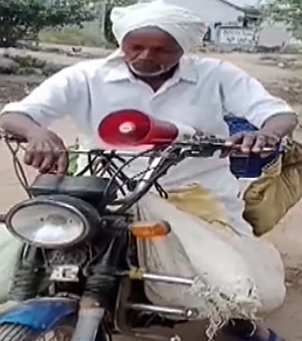 Mla Gifts New Tvs Xl 100 Moped To Vegetable Seller Who Campaigned For Him