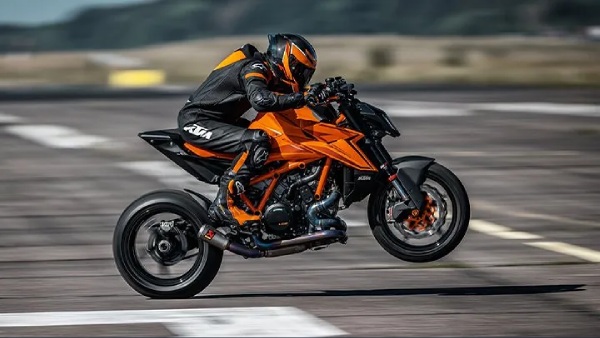 KTM Unveils 1390 Super Duke RR Details A Limited Edition Flagship Hyper-Naked is Coming Soon