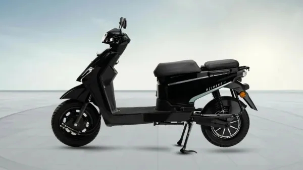 Indian Startup Debuts Rs 57 750 Electric Scooter with Swappable Battery Tech