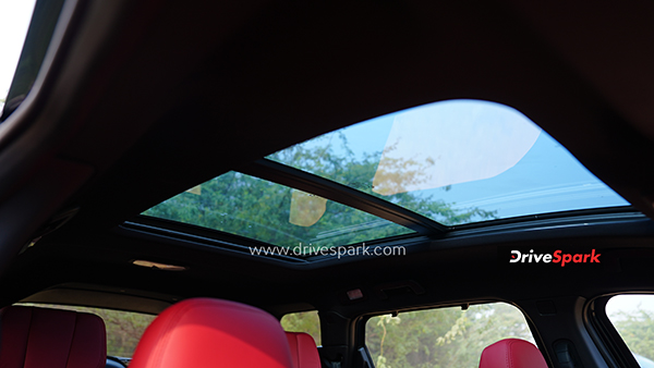 Tata Safari Dark Edition Petrol Review A Powerful Stylish and Tech-Loaded Beast on Wheels