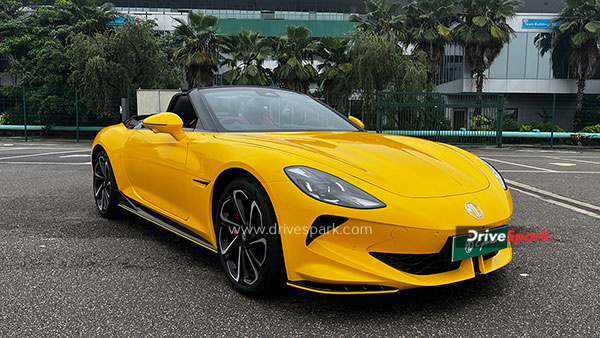 MG Cyberster EV Becomes India s No 1 Best-Selling Sports Car