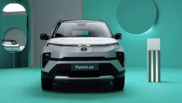 Top 3 Electric Cars Under Rs 10 Lakh in India MG Comet EV Tata Tiago EV Punch EV