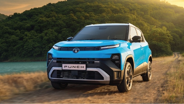 Tata Punch Ev Facelift And Petrol Price Battery Engine Mileage Range And Features Comparision