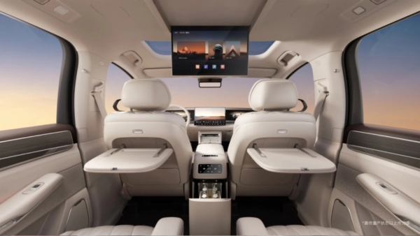 BYD Great Tang Unveiled 950KM Range Electric SUV Stuns the Auto World