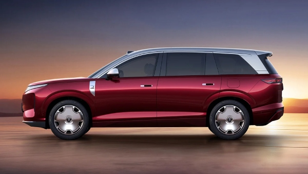 BYD Great Tang Unveiled 950KM Range Electric SUV Stuns the Auto World