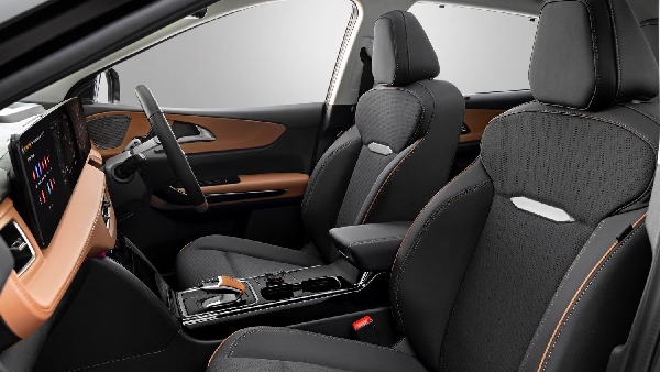 Mahindra XEV 9e Cineluxe Edition Starts Arriving at Dealerships