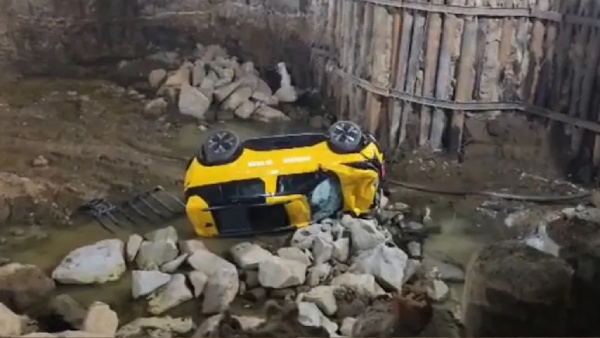 Tata Sierra Plunges into 20 Foot Pit 5 Star Safety Saves Lives During Thane Test Drive Accident