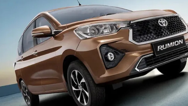 Toyota Rumion New E Variant Launched at Rs 9 55 Lakh Maruti Ertigas Biggest Rival is Here Toyota Rumion New E Variant Launched at Rs 9 55 Lakh Maruti Ertigas Biggest Rival is Here