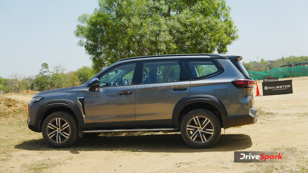 MG Majestor Review Features Performance Price In Telugu Full Details