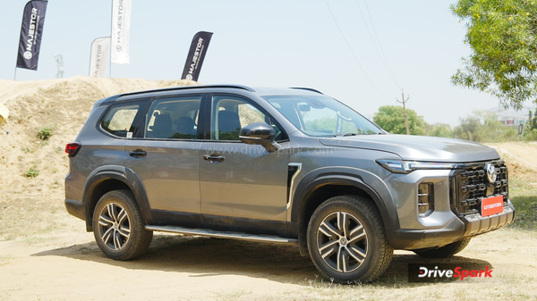 MG Majestor Review Features Performance Price In Telugu Full Details