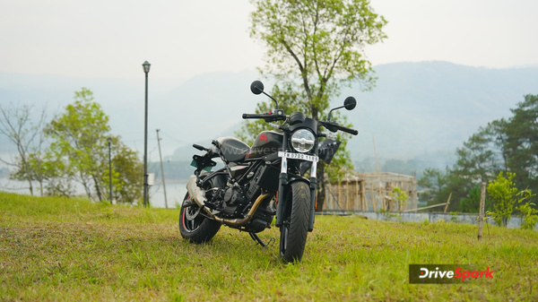 5 Major Upgrades in the 2026 Royal Enfield Guerrilla 450 Every Biker Should Know