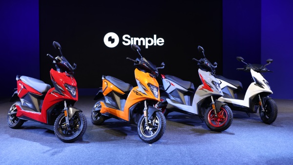 Simple Ultra Launched in India Massive 400 KM Range 115 KMPH Top Speed