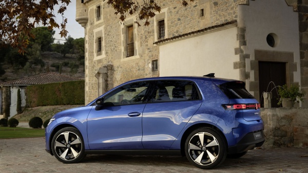 volkswagen id polo ev launched premium hatchback with 454km range and fast charging stuns car lovers