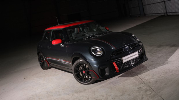 mini cooper s gp inspired edition launched in india price features specs details telugu mini cooper s gp inspired edition launched in india price features specs details telugu