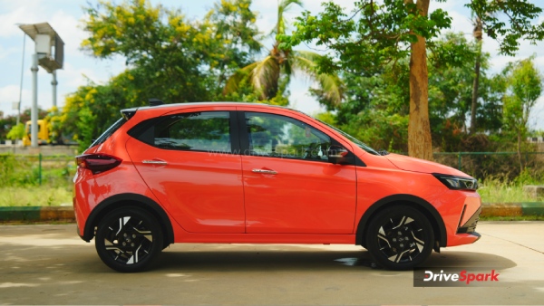 2026 Tata Tiago Facelift Review Design Features Engine Performance Details In Telugu