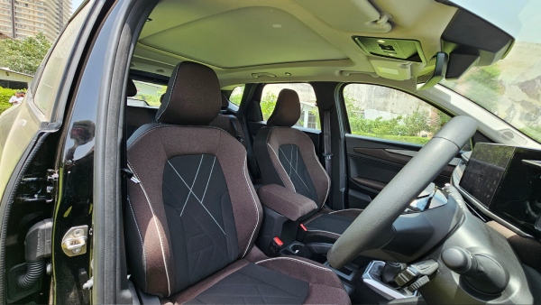 Renault Duster 1 0-litre MT Review Features Engine Performance Details In Telugu