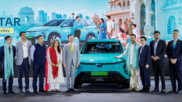 India Gets Green Sm Electric Cab Service Starting From Delhi Ncr Full Details