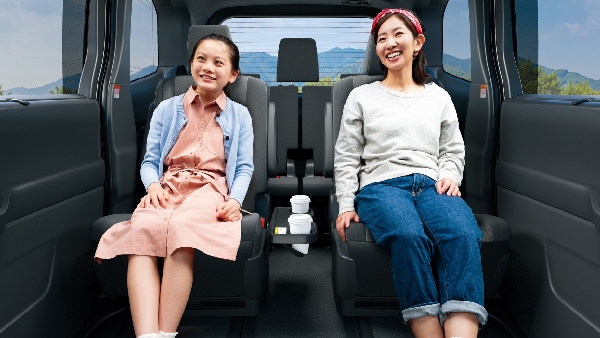 Suzuki Landy 2026 Minivan Model Launched In Japan With 8 Seater Layout