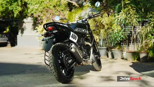 Triumph Tracker 400 Review New 349cc Street Tracker Packs Premium Features and Strong Performance