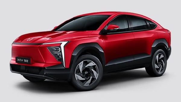 Mahindra XEV 9e Price Cut Indias Safest EV Gets Up to Rs 55000 Discount Offers 656 KM Range Mahindra XEV 9e Price Cut Indias Safest EV Gets Up to Rs 55000 Discount Offers 656 KM Range