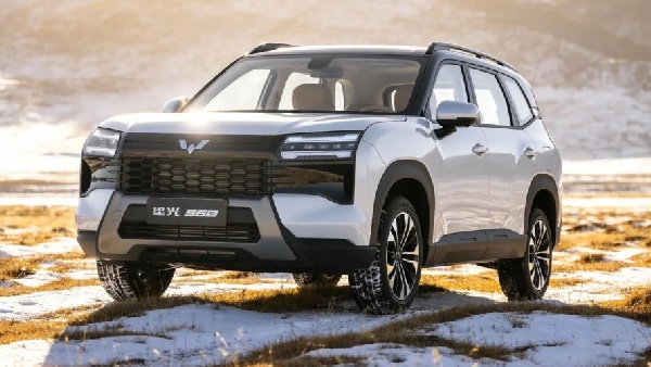 MG Hector Hawk to Debut on July 16 New Plug-in Hybrid SUV Promises 1100 km Driving Range MG Hector Hawk to Debut on July 16 New Plug-in Hybrid SUV Promises 1100 km Driving Range