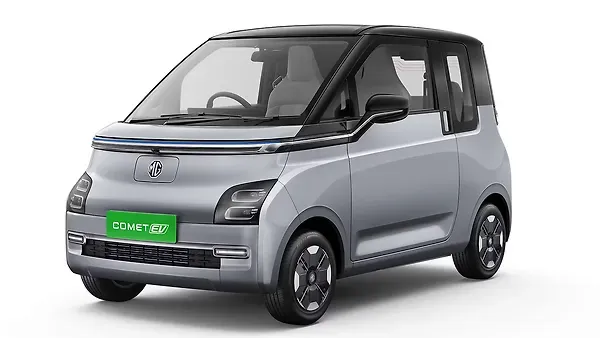 எம்ஜி  வால் நட்சத்திரம் EV Aurora Silver Colour