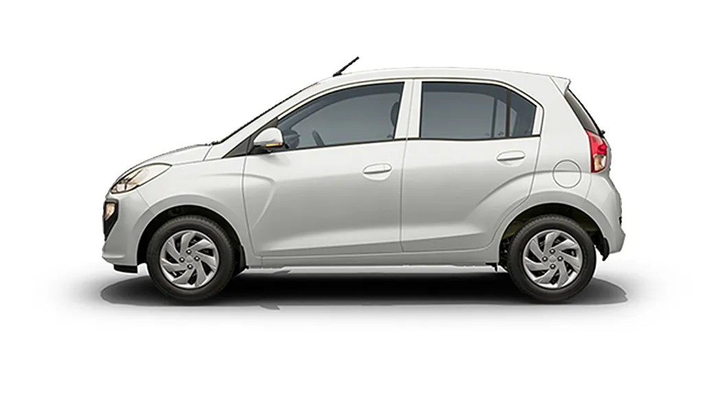Hyundai  Santro Polar White Colour