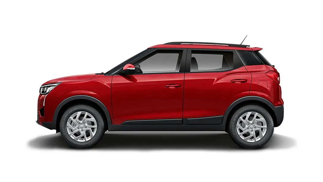 மஹிந்திரா  எக்ஸ்யூவி300 Red Rage Colour