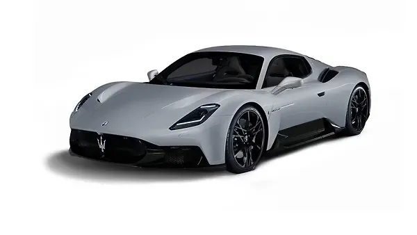 മസെരാട്ടി  എം.സി.പുര Grigio Incognito Colour