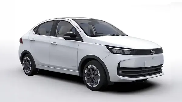 टाटा  Aeris Pristine White with Black Roof Colour
