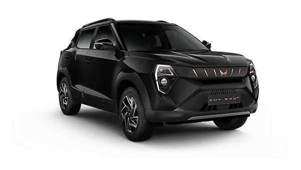 మహీంద్రా  XUV 3XO EV Stealth Black Colour