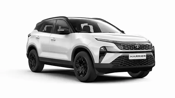 Tata  Harrier Pristine White With Dual Tone Colour