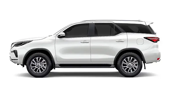 Toyota  Fortuner Platinum White Pearl Colour