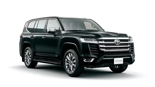 ಟೊಯೊಟಾ  ಲ್ಯಾಂಡ್ ಕ್ರೂಸರ್ Attitude Black Colour