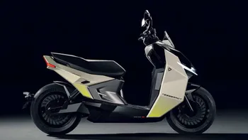 New Ultraviolette Tesseract