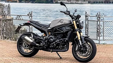 Benelli Leoncino 800