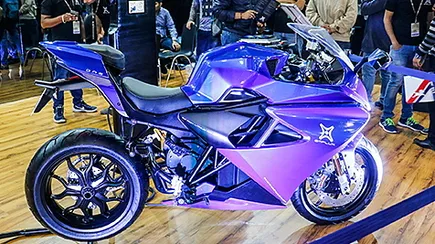 ಎಂಫ್ಲಕ್ಸ್ ಮೋಟಾರ್ಸ್ Model 1