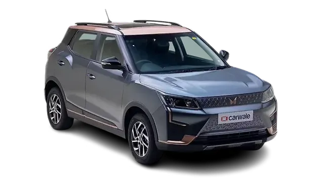 XUV400