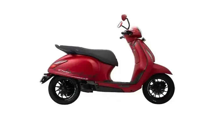 ಬಜಾಜ್ Chetak [2025] Scarlet Red Colour