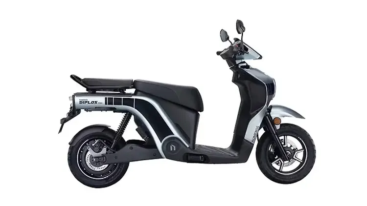 Numeros Motors Diplos Silver Colour