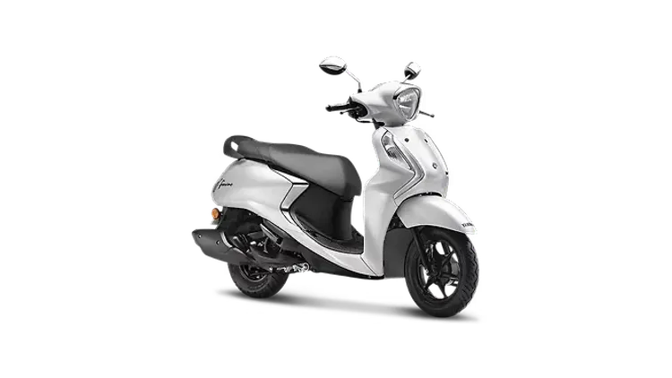 யமஹா Fascino 125 Metallic White Colour