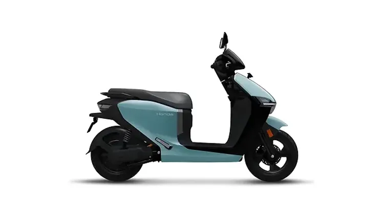 Honda QC3 Pearl Shallow Blue Colour