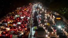 Bengaluru Private Cars Cross 25 Lakh The Most In The Country