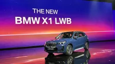 Bmw X1 Lwb Launched At Rs 49 90 Lakh Specs Features Images