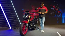 Hero Xtreme 160r 4v Launched At Rs 1 27 Lakh